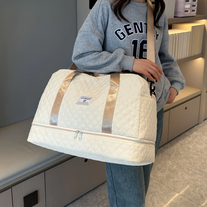 Yara Spacious Travel Bag