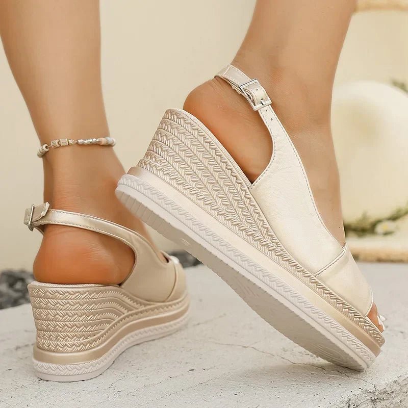 Nia Orthopaedic Sandals