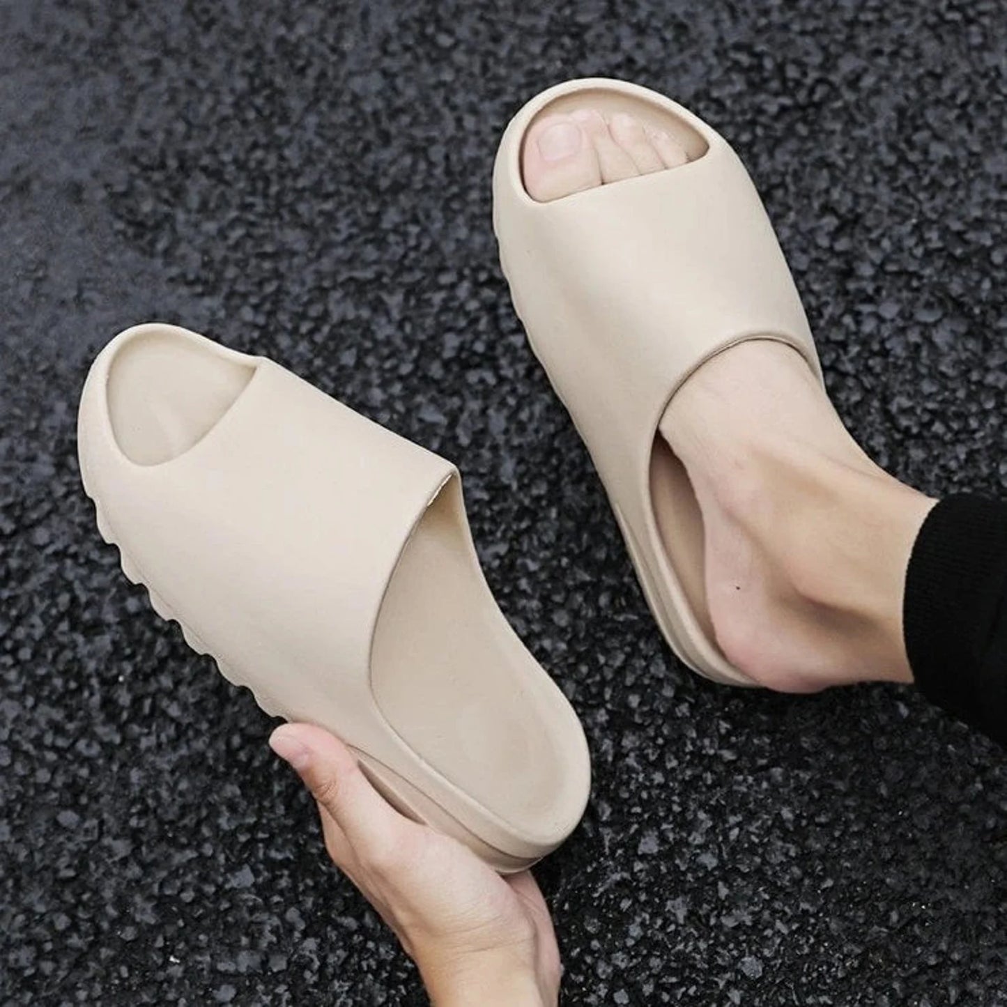 COZY™ COMFY SOFT UNISEX SUMMER SLIPPERS